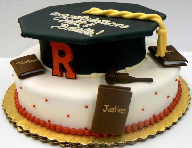 Kue Kelulusan (Graduation Cake)
